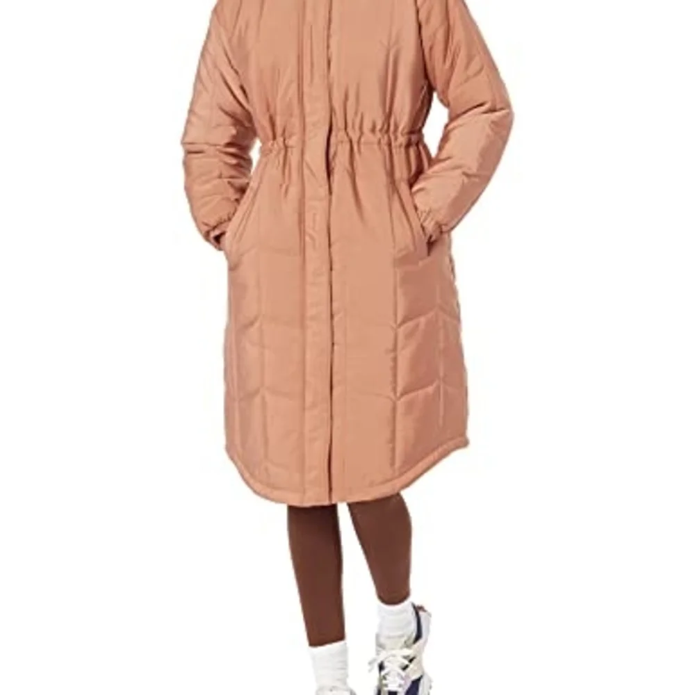 Amazon Essentials Women's Light Brown Coat - Picture 9 of 9